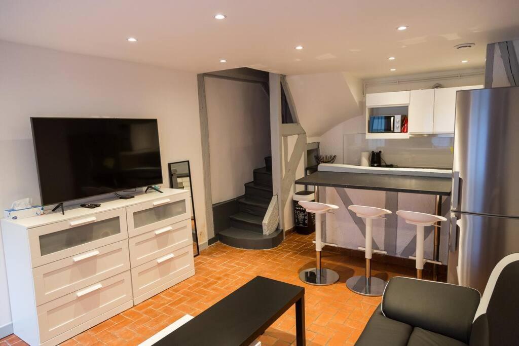 Maison De Ville Calme Rouen St.Paul 2Ch Proche Chu Luaran gambar