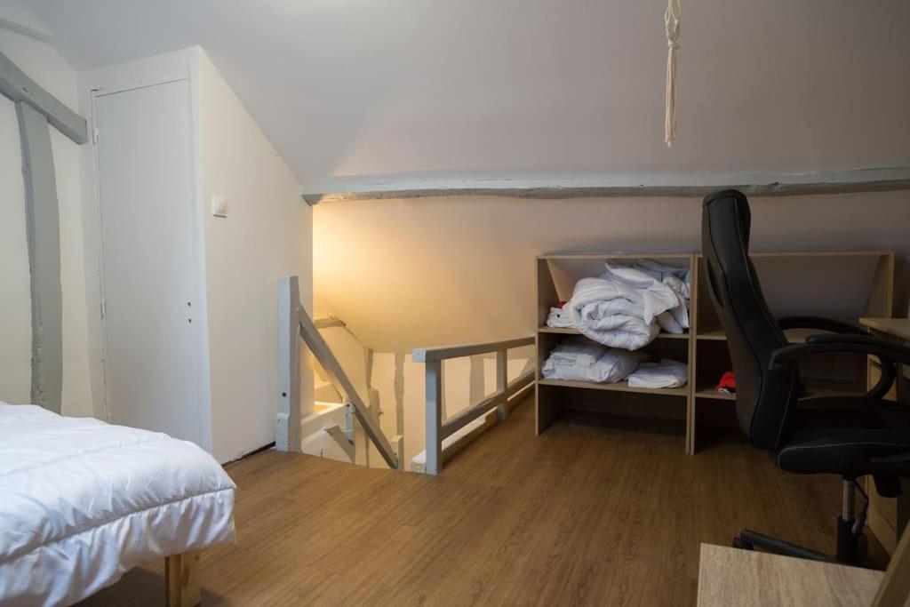Maison De Ville Calme Rouen St.Paul 2Ch Proche Chu Luaran gambar